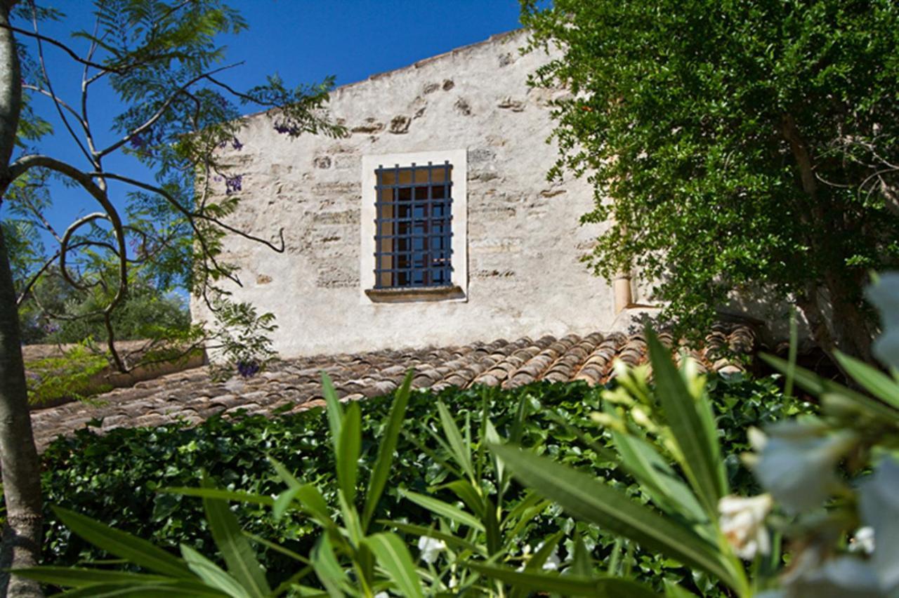 Charming House In Petra With Garden And Shared Pool