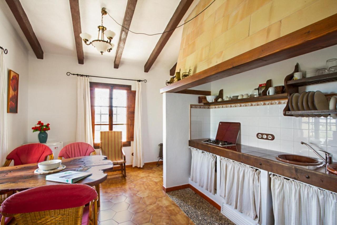 Charming House In Petra With Garden And Shared Pool *